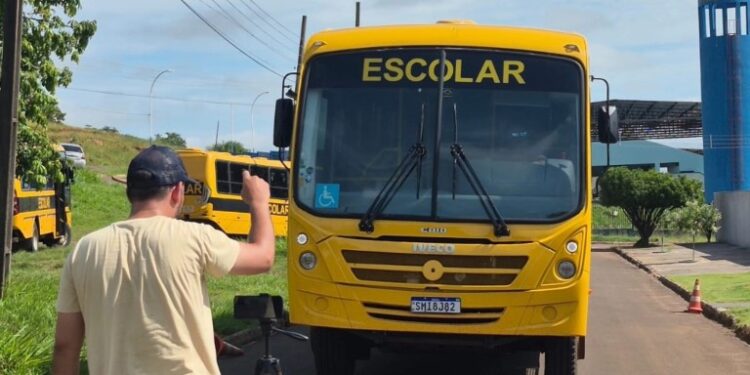 Camapuã promove revisão completa dos ônibus do transporte escolar