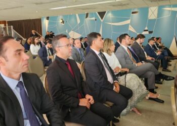 Secretário Jean Carlos participa de lançamento do Instituto Diálogos em agenda oficial na capital federal