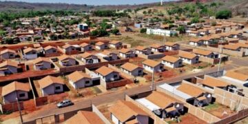 Câmara aprova doação de imóveis e garante moradia definitiva a famílias de Costa Rica