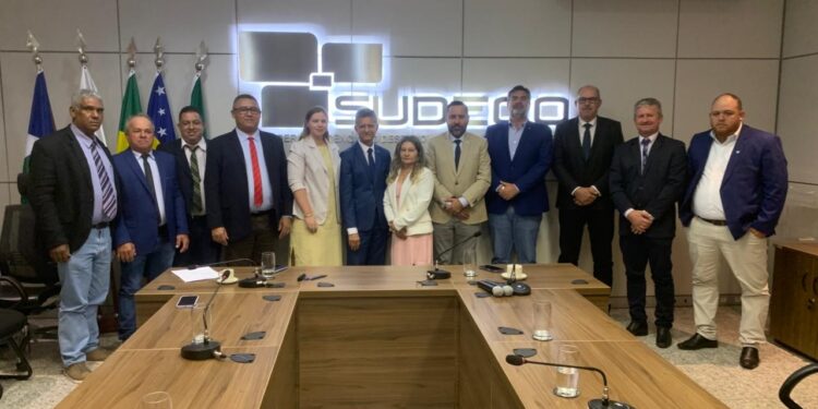 Comitiva de Alcinópolis garante mais de R$ 8 milhões em recursos durante agenda em Brasília