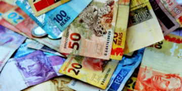 Brasil registra leve queda na inflação e mercado reage com otimismo