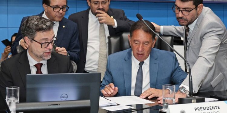 Dia Estadual da Advocacia e entrega de título são aprovados Veja mais no site da ALEMS