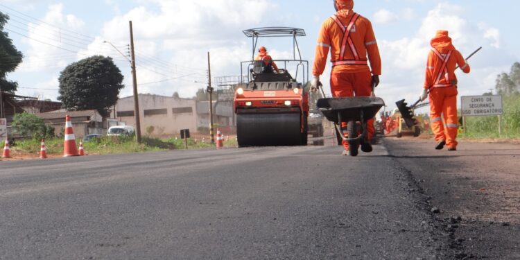 Atenção redobrada: serviços de ampliação e melhoria continuam em vários trechos na BR-163/MS