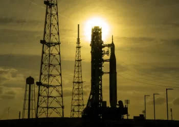 NASA prepara missão histórica com astronautas rumo à Lua após 53 anos