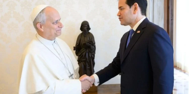 Rubio e papa Leão XIV se reúnem no Vaticano após tensão provocada por ataques de Trump
