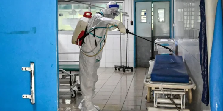 Estado de São Paulo investiga caso suspeito de ebola na capital paulista