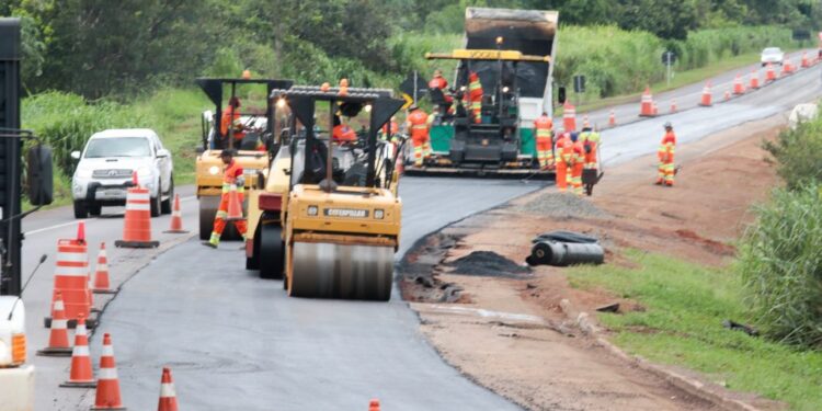 Programe sua viagem: Terça-feira segue com obras de ampliação e manutenção na BR-163/MS;