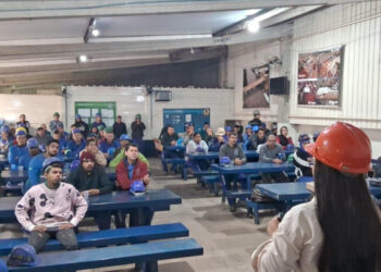 Maio Amarelo: Motiva Pantanal reforça alerta contra uso do celular ao volante na BR-163/MS
