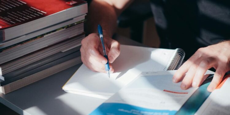 Encceja abre novas inscrições em Inocência e prepara população para oportunidades no Projeto Sucuriú