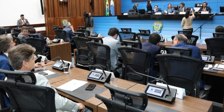 Assembleia vota projeto sobre câmeras em escolas e reforço à proteção de dados em Mato Grosso do Sul