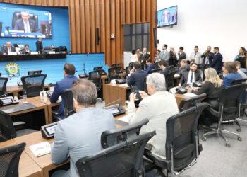 ALEMS vota redação final de projeto que cria diretrizes para promoção da saúde nas escolas de MS