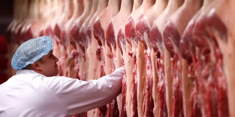Faep critica suspensão da União Europeia à carne brasileira e cobra ação urgente do governo