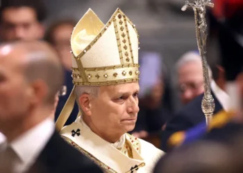 Papa Leão 14 pede mais humanidade com migrantes e diz que história condenará omissão diante de mortes