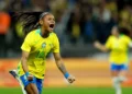 Brasil vence Estados Unidos de virada em amistoso e empolga torcida em São Paulo