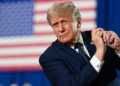 Trump prorroga decreto de emergência contra o Brasil, mas decisão não altera tarifas de exportação