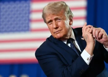 Trump prorroga decreto de emergência contra o Brasil, mas decisão não altera tarifas de exportação