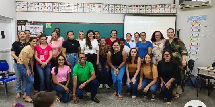 Figueirão amplia investimentos na educação e leva novos materiais pedagógicos às escolas