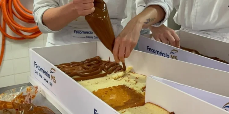 Bolo de 840 quilos será distribuído nesta quarta-feira durante aniversário de Campo Grande