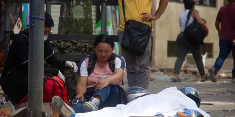 Terremoto de magnitude 7,4 deixa 132 mortos e mais de 570 feridos na Colômbia