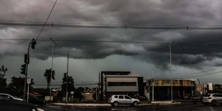 Camapuã e região entram em área de alerta para tempestades; chuva pode chegar a 50 mm