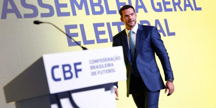 Presidente da CBF chega a Campo Grande para inaugurar centro de desenvolvimento do futebol
