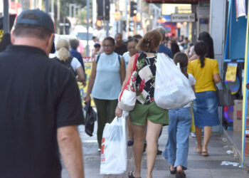 Feriados alteram funcionamento de bancos, comércio e serviços em Campo Grande