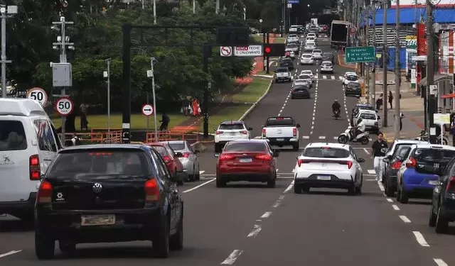Licenciamento de veículos com placa final 0 vence nesta sexta-feira em MS