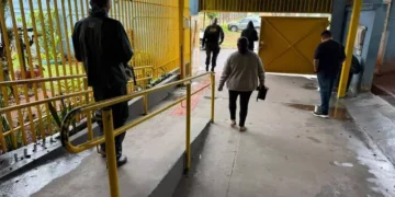 Escolas usadas na eleição ficam sem aulas pela manhã em Campo Grande