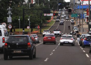 Motorista pode emitir licenciamento sem antecipar multa ainda não vencida em MS