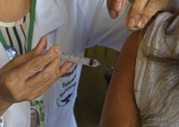 MS prevê ampliação da vacina contra meningite, com atendimento por etapas
