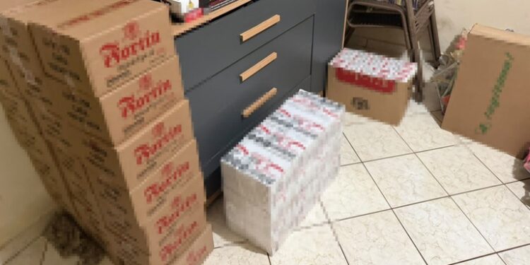 PF cumpre quatro mandados em investigação sobre contrabando de cigarros em Campo Grande