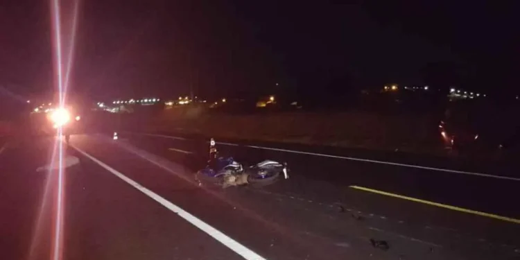 Motociclista de 30 anos morre em colisão com ambulância na BR-262