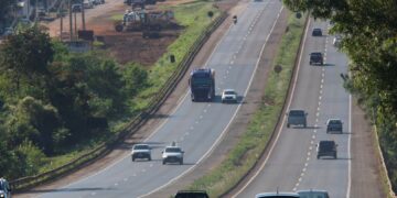 Vai viajar pela BR-163? Veja os horários de maior movimento no feriado