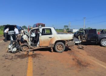Polícia investiga ultrapassagem proibida em acidente com dois mortos na BR-262